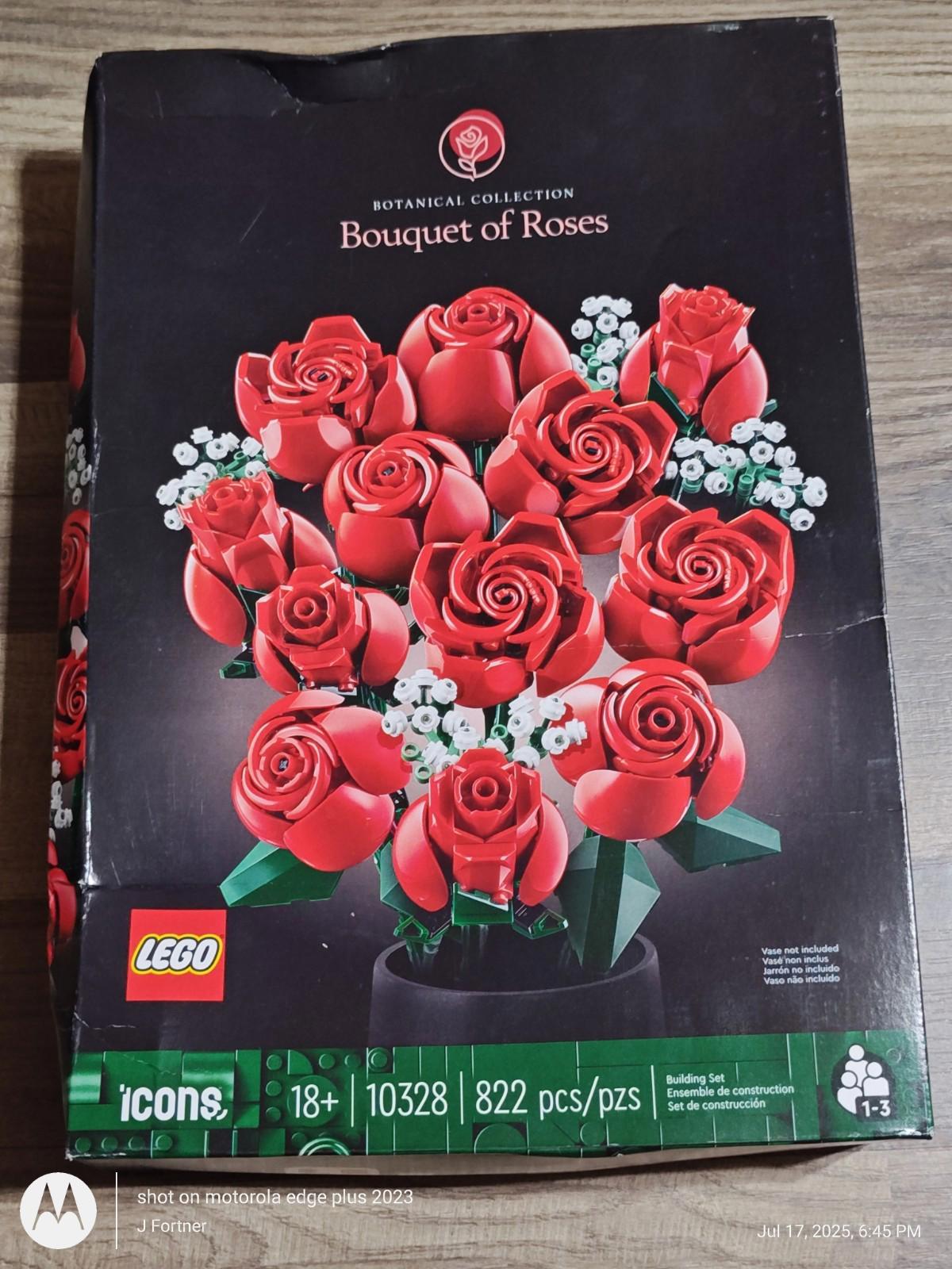 LEGO Botanicals: Bouquet of Roses (10328) Brand New In Box Read Details