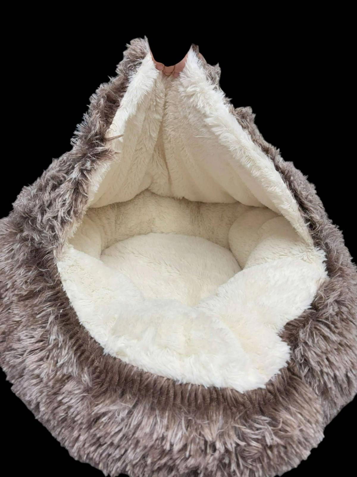23" Bed Round Plush Fluffy Hooded Cat/Dog Cave Soothing Bed Med 23" by 16" Tall