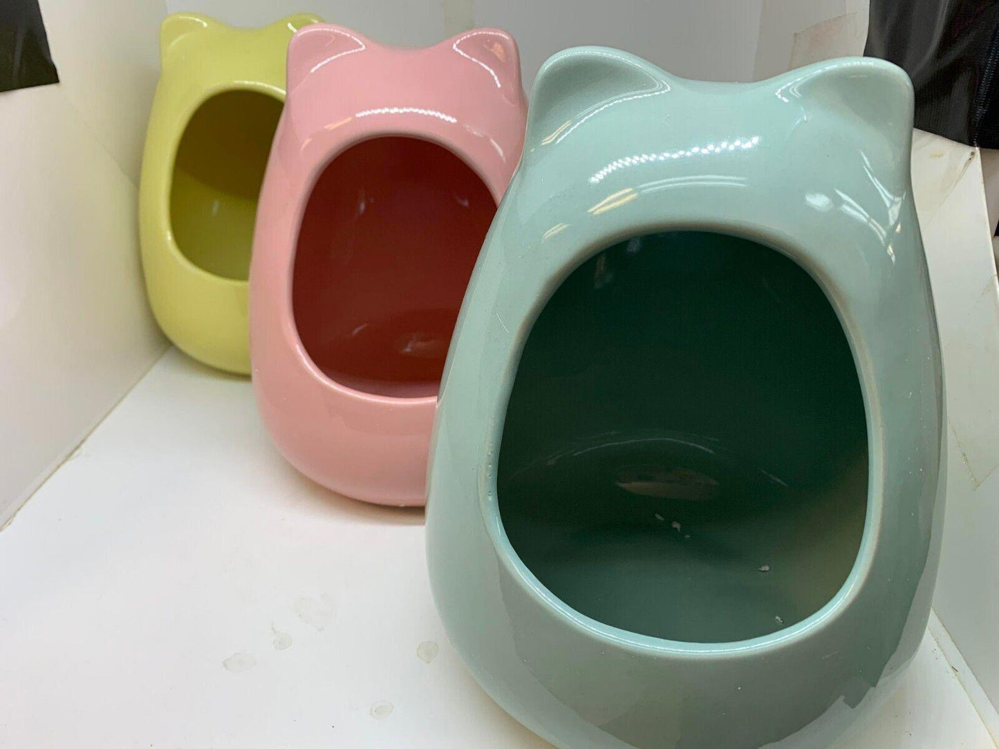 Chinchilla dust with or without the Bath House
