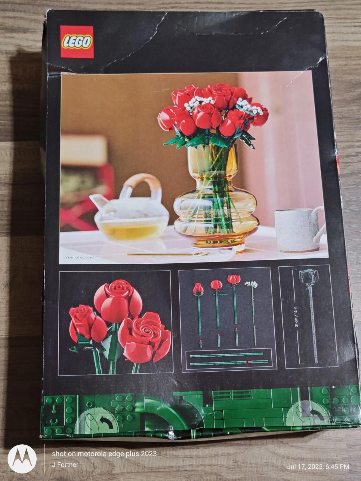 LEGO Botanicals: Bouquet of Roses (10328) Brand New In Box Read Details