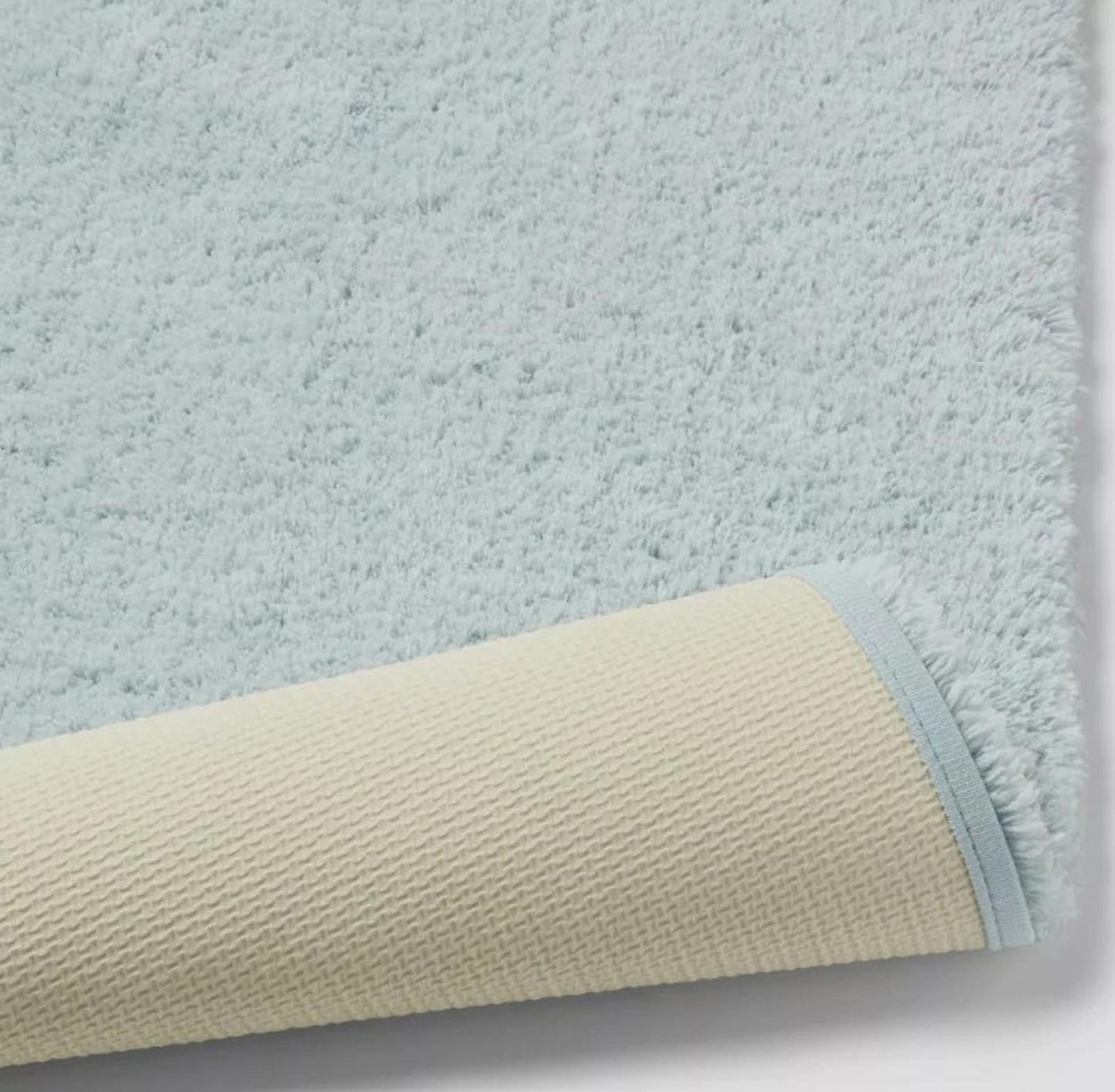 Threshold Spa Plush 21 " by 34" Bath Rug Non-Slip Backing , Light Blue