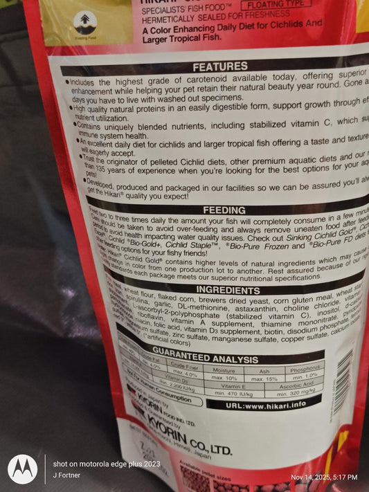 Color Enhancing Daily Diet for Cichlids, featuring stabilized vitamins and minerals for optimal health.