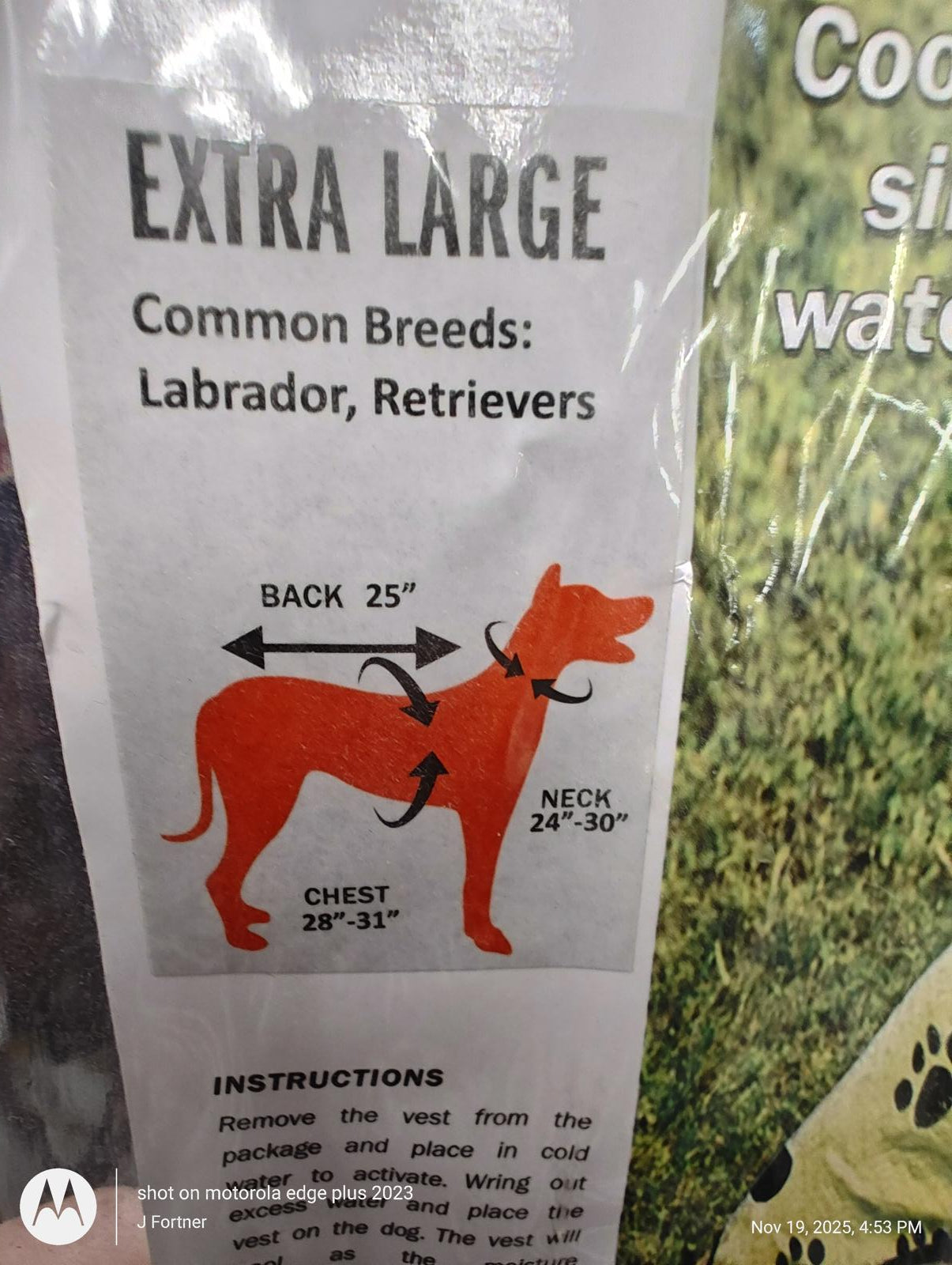 Extra Large dog harness size chart for Labrador and Retrievers, showing back, chest, and neck measurements.
