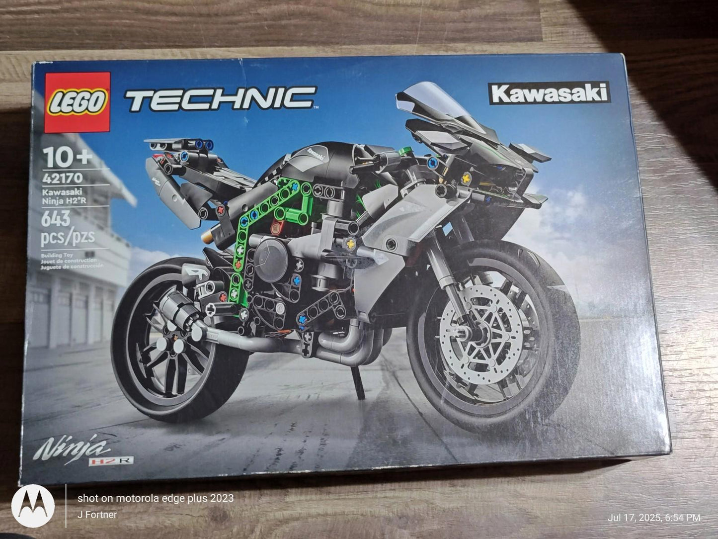 LEGO Technic Kawasaki Ninja H2R Motorcycle Toy 42170 (New Sealed)