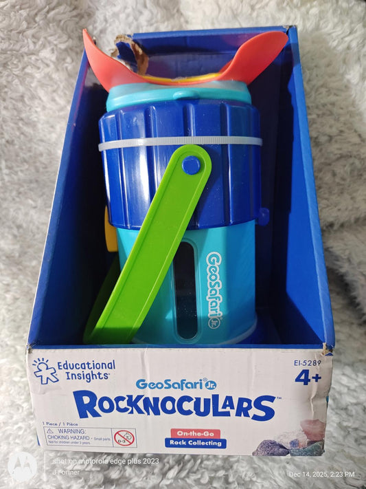 GeoSafari Rocknoculars in blue and green packaging, designed for outdoor rock collecting.