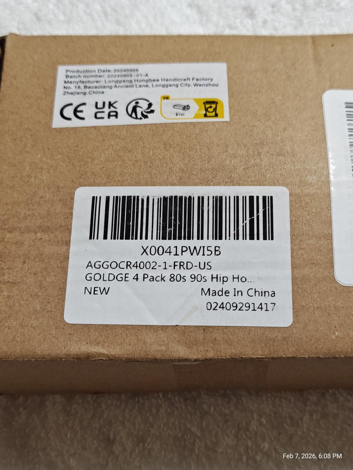 GOLGDE 4 Pack 80s 90s Hip Hop accessories in a cardboard box with barcode label.