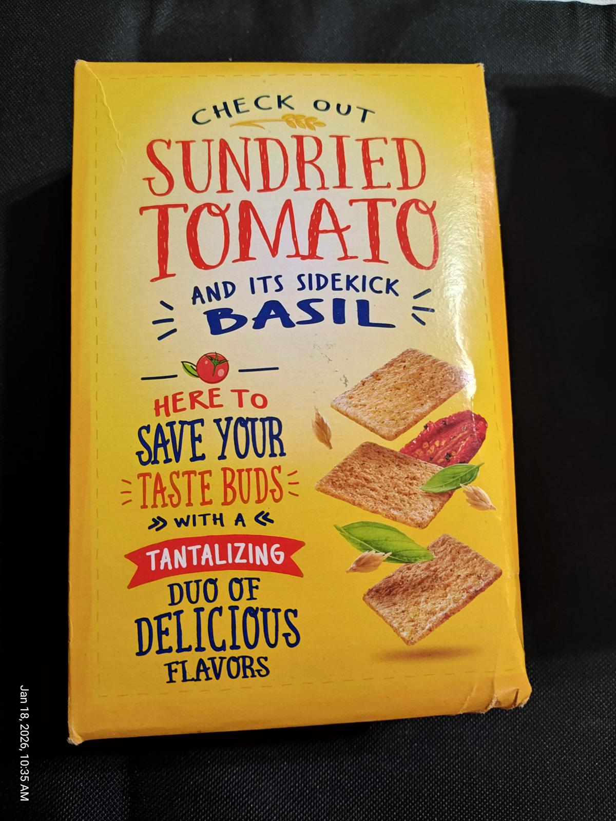 Sundried Tomato and Basil snack box featuring a tantalizing duo of delicious flavors.