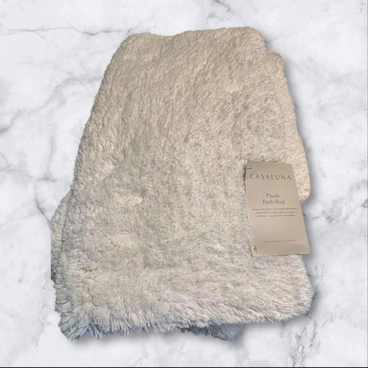 New Casaluna   Plush Bath Rug White  24" 40"  Inches Soft  60% /40% Blend