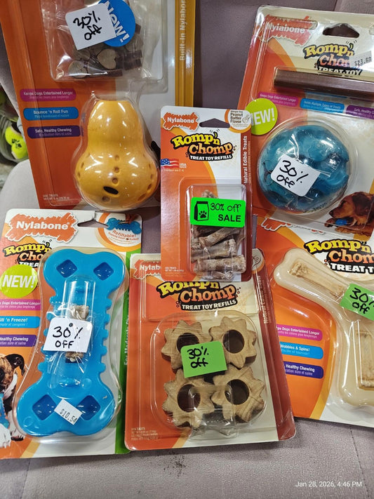 Mega Power Chewer Nylabone Dog Chew set Brand New Bulk Lot