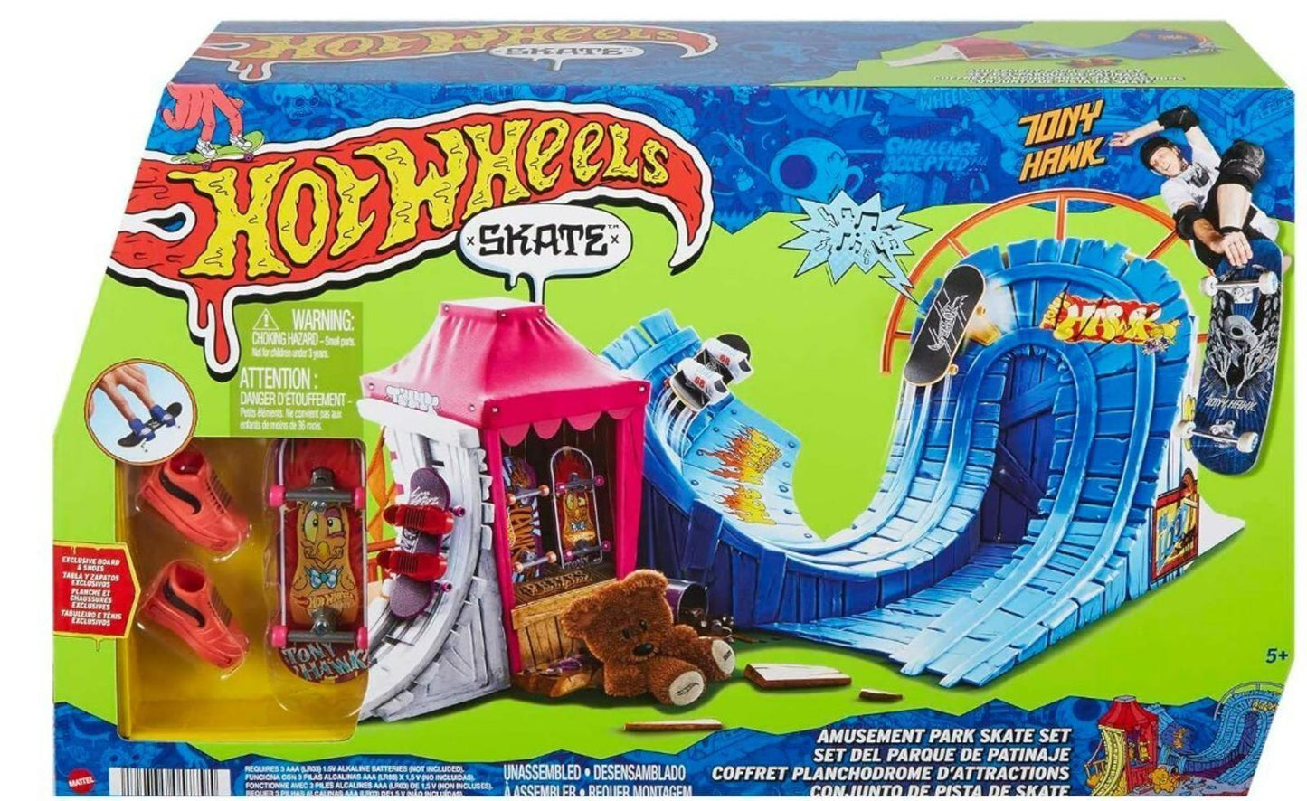 Hot Wheels Skate Amusement Park Skate Set with 1 Exclusive Tony Hawk Fingerboard