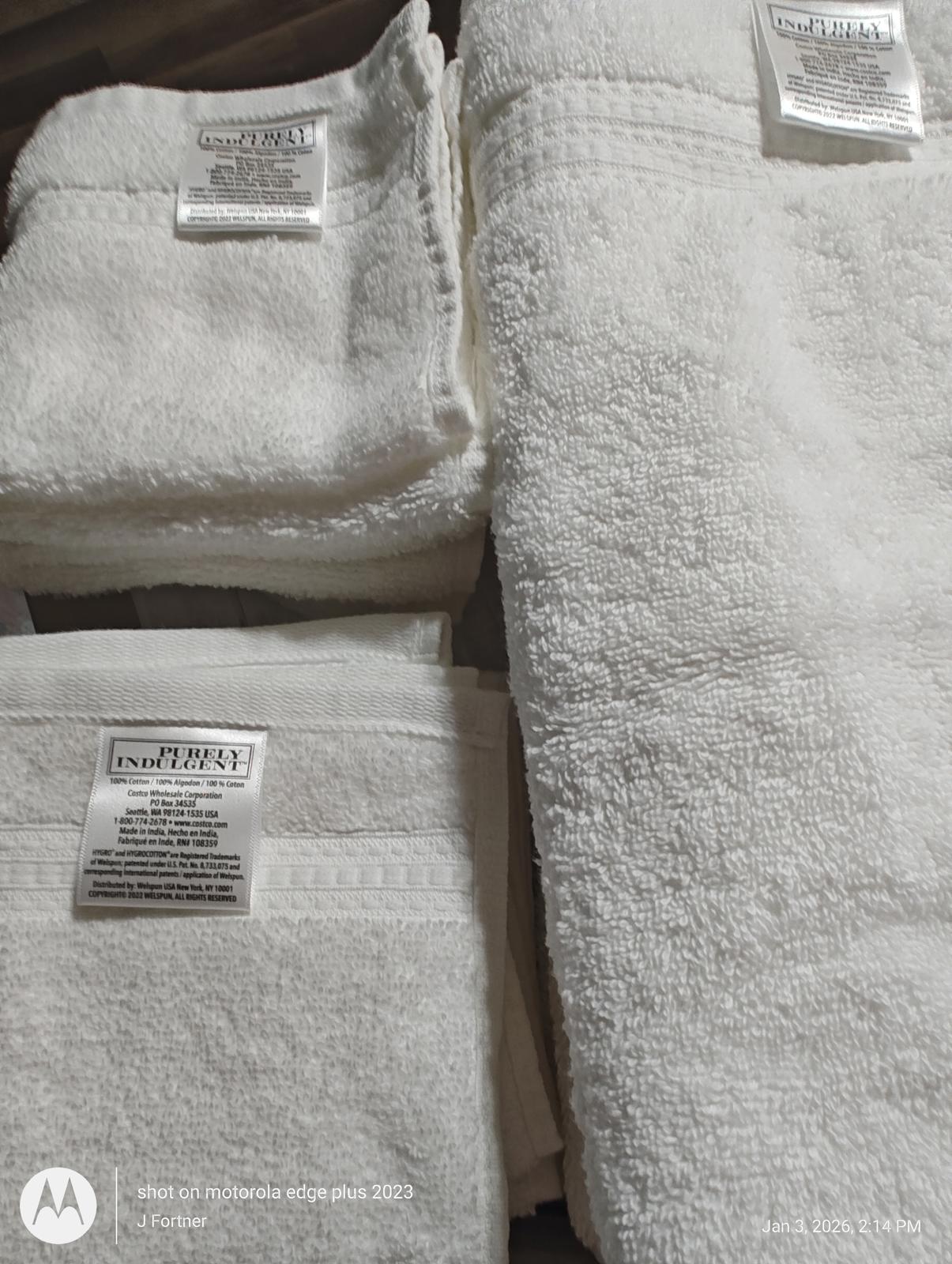 Purely Indulgent   10 pk (4 Hand towels and 6 Washcloths) White