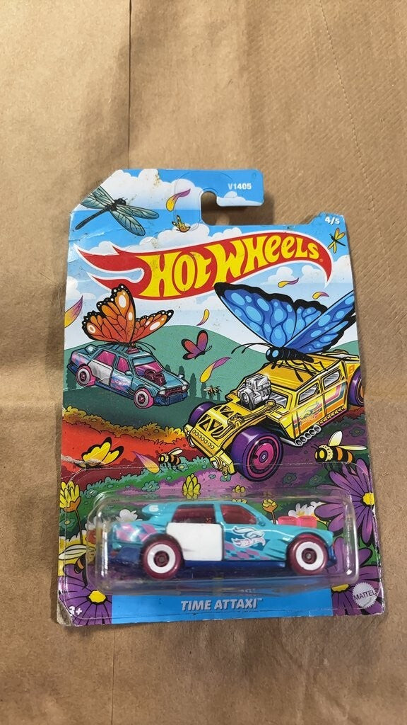 Hot Wheels Time Attaxi Die-Cast Car New in Package