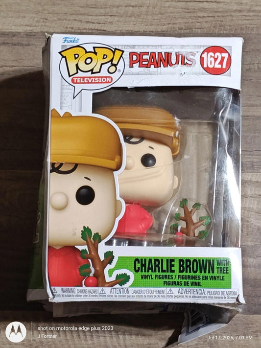 Funko Pop! Vinyl: Peanuts - Charlie Brown with Tree #1627