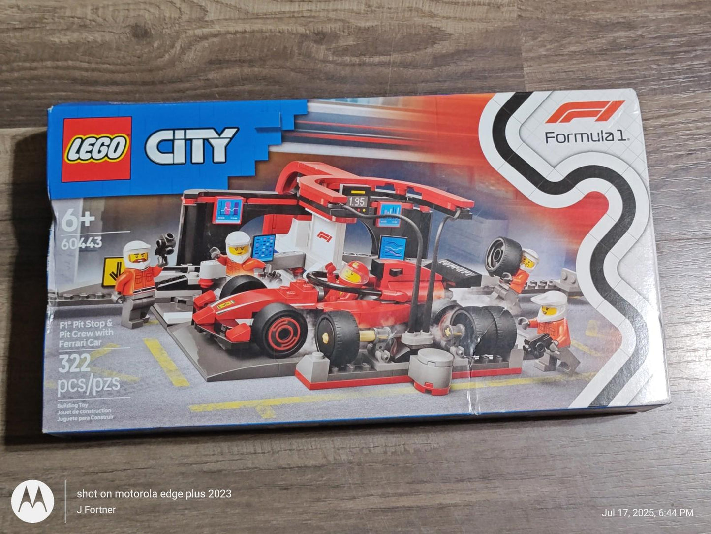 LEGO® City Formula 1 F1® Pit Stop & Pit Crew with Ferrari Car 60443 [New Toy]
