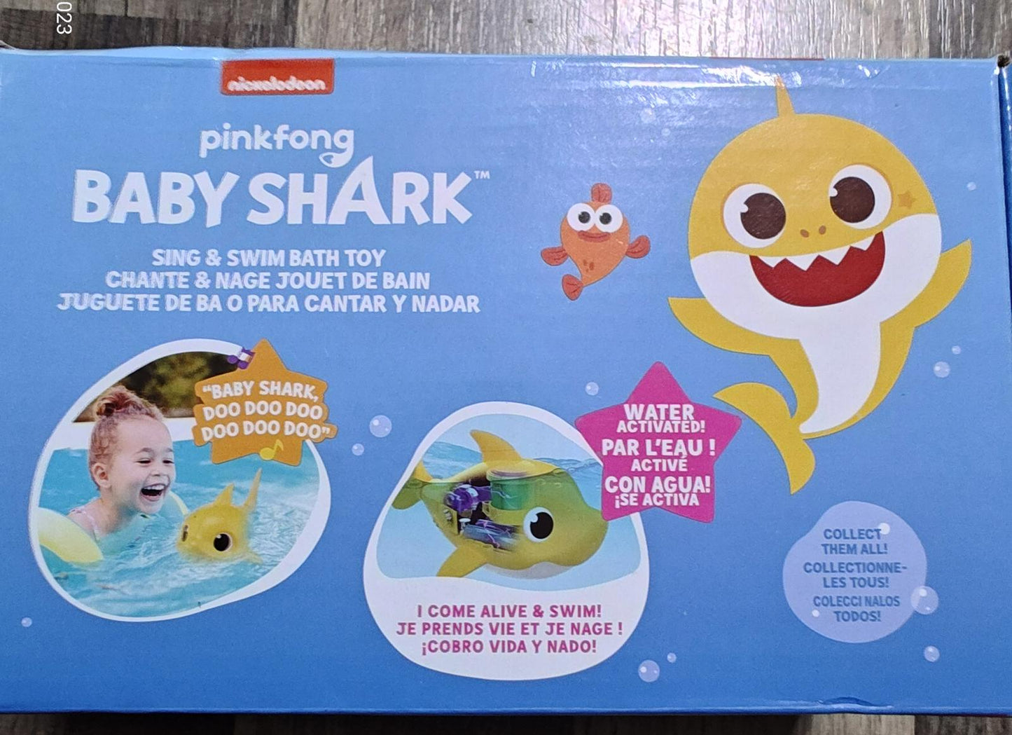 Nickelodeon Pinkfong BABY SHARK SING & SWIM “Soft Fin” Bath Toy Yellow BABY  NEW
