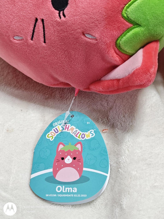 Squishmallow OLMA strawberry cat