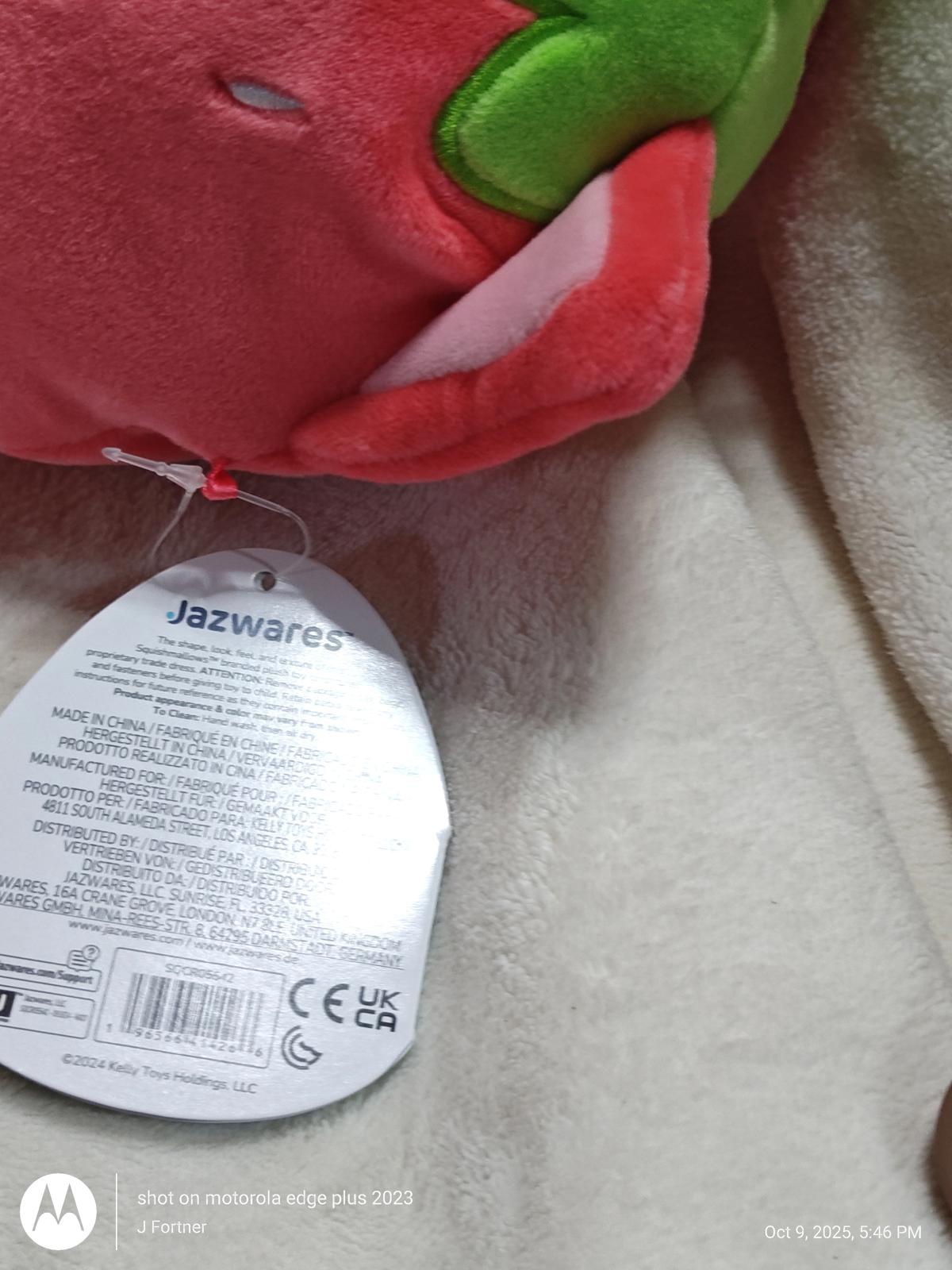 Squishmallow OLMA strawberry cat