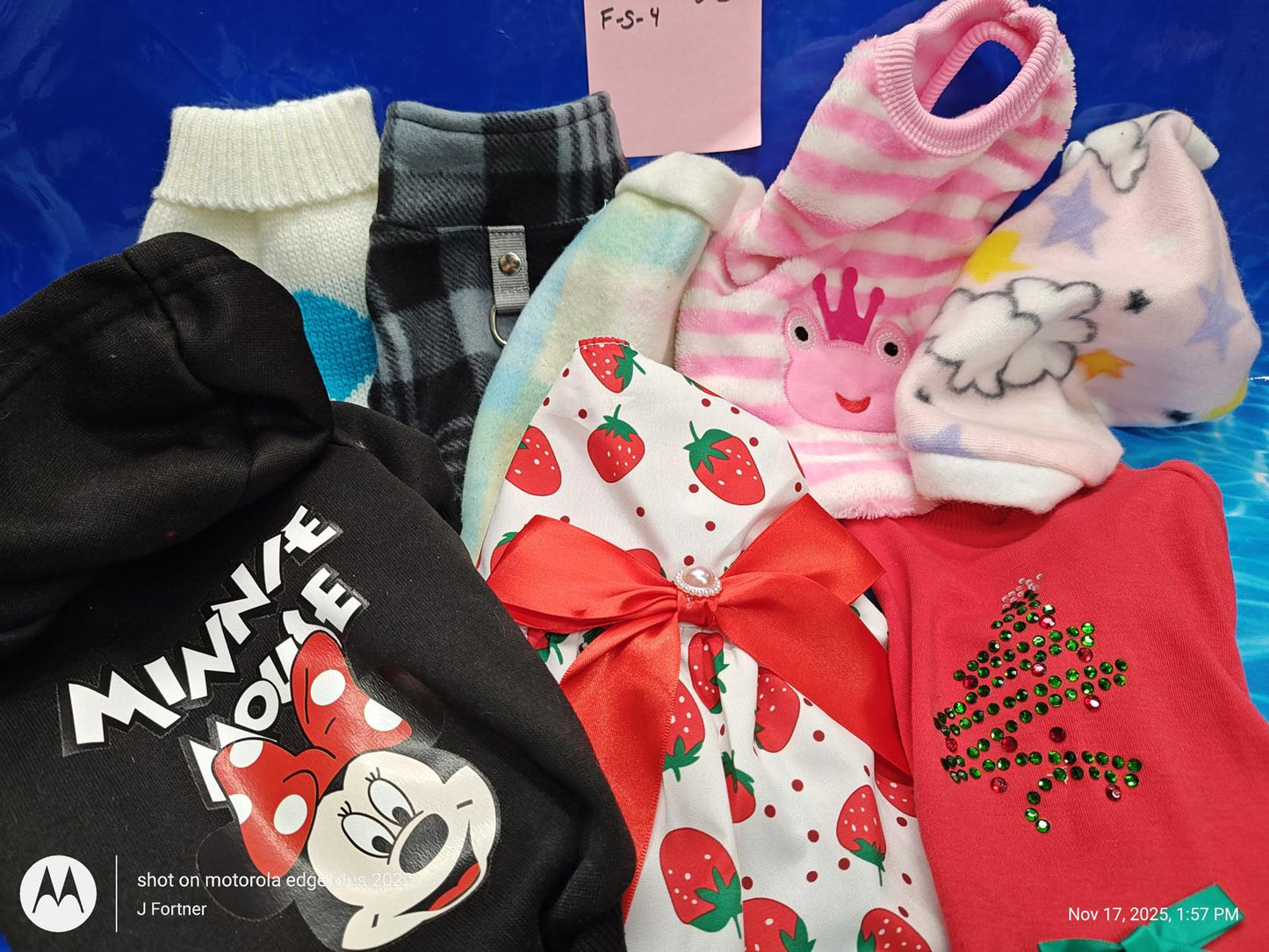 Dog Outfit Bundle ( Small 5 to 8 Pound Pets ) Brand New Save with a Bundle