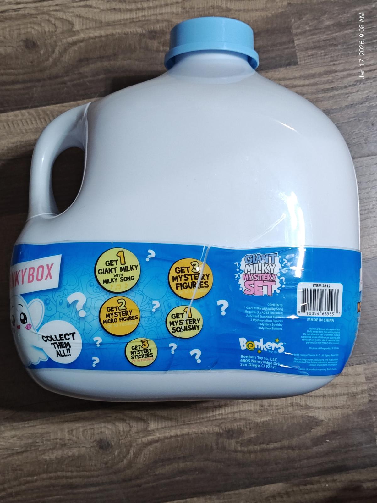 LankyBox Brand Giant Milky Mystery Set with Figures Series 5