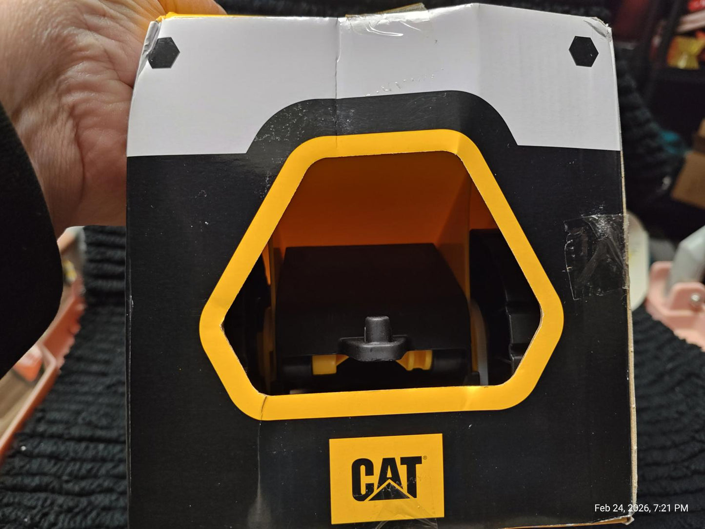 CAT Construction Crew Dump Truck Caterpillar Tough Tracks Indoor Outdoor Toy