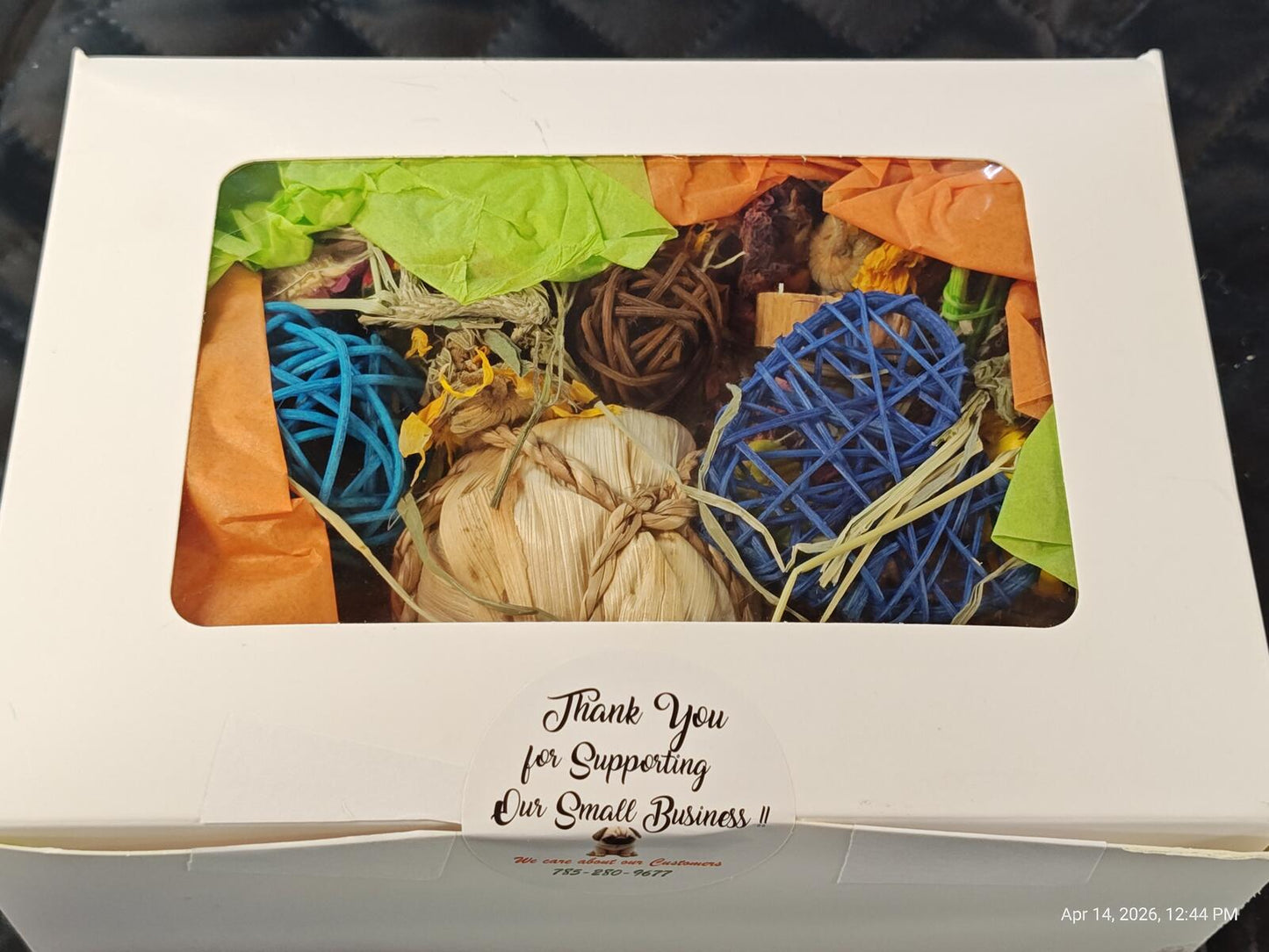 Play & Chew Fun  "No More Boredom" Box - Chinchillas, Guinea Pigs, Rabbits, Rats