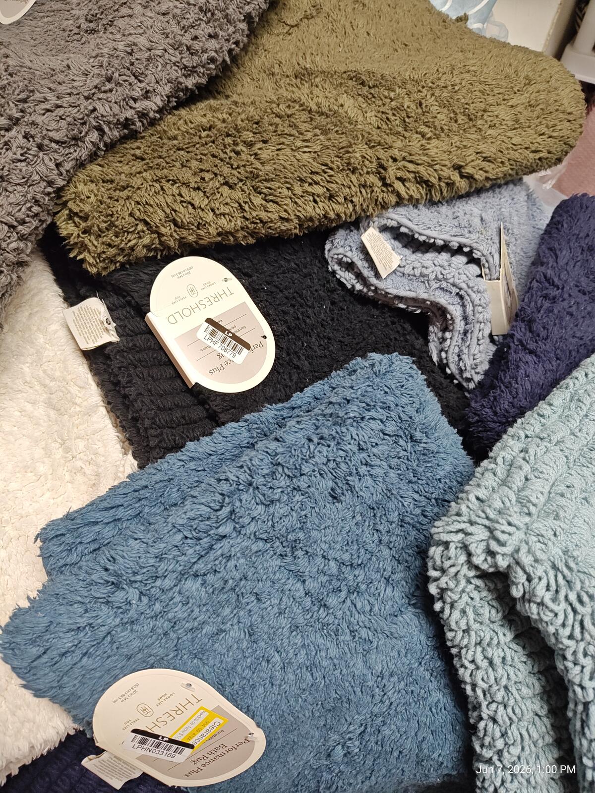 Performance Bath Rug  Jade Green Threshold 20”X34”,  100% Cotton reversible