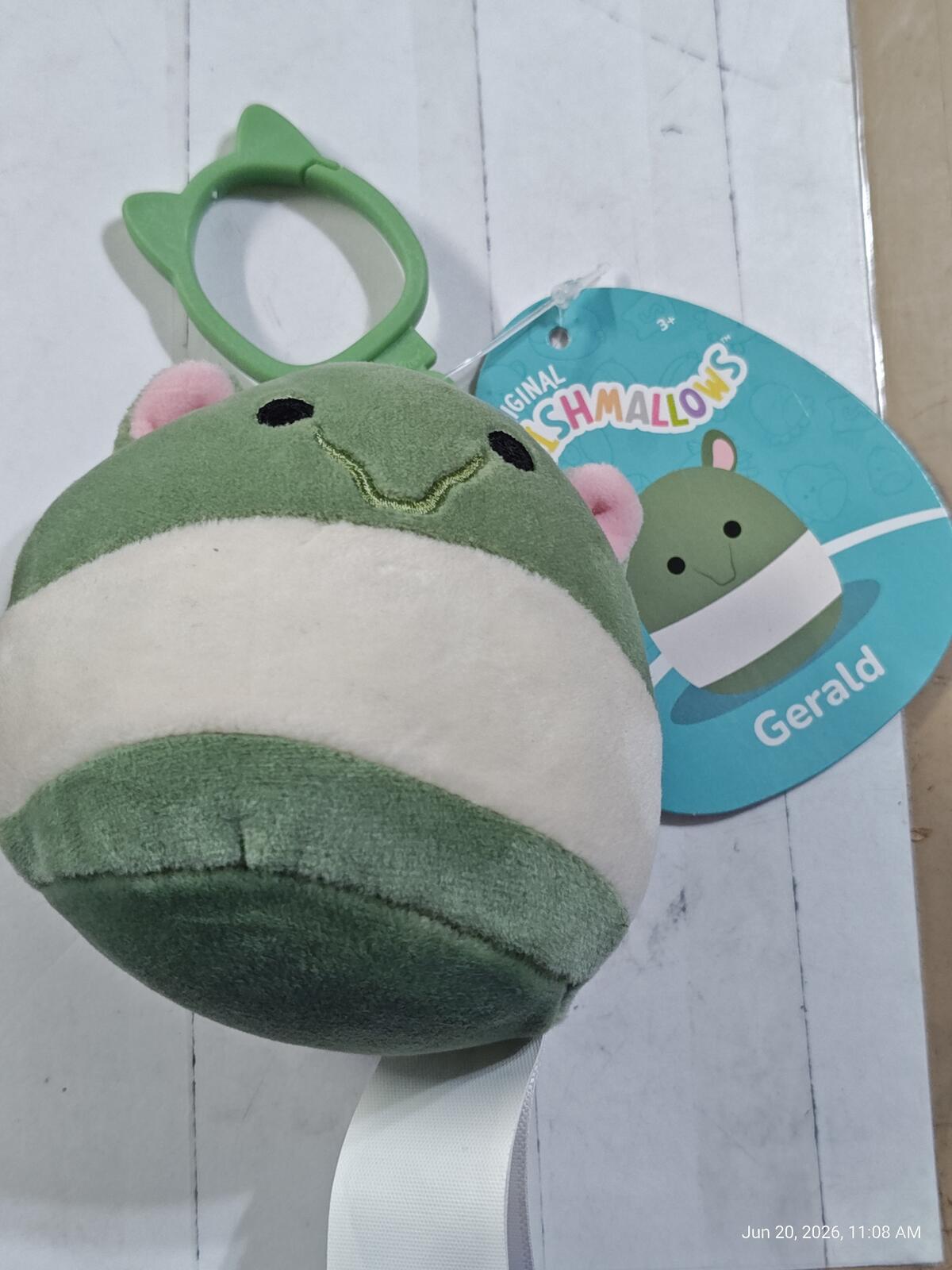 Squishmallows Gerald the Tapir green and beige 3.5” bag clip NWT