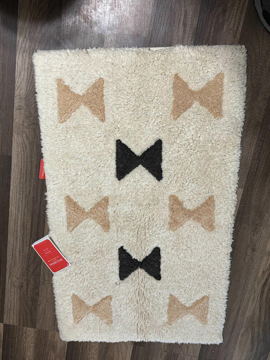 NEW Opalhouse Jungalow 18x30" Geometric Tufted Bath Rug In Cream / Black