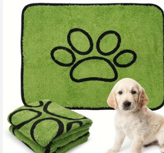 Washable Pee Pads for Dogs: 24 x 18 INCH 4 PK Black with white Paws & Cats