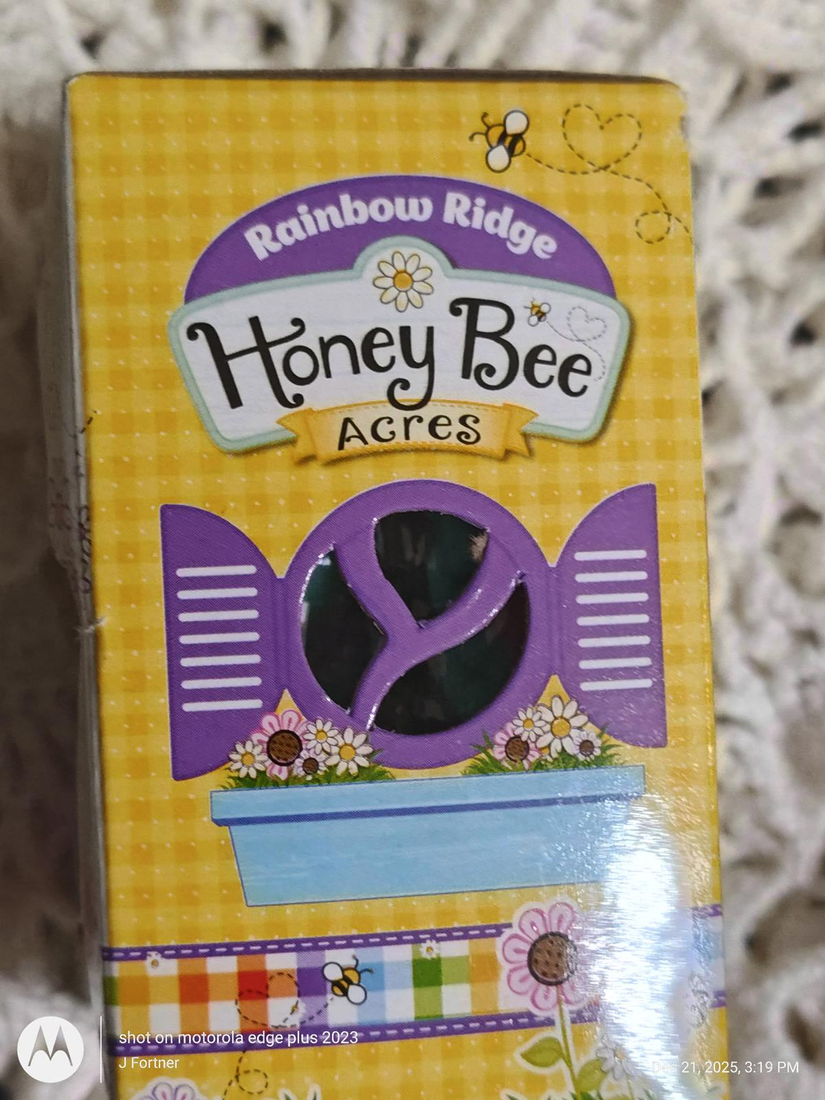 NEW! HONEY BEE ACRES ~ ACRES RAINBOW RIDGE ~ "BABY BLAZE" with SWING