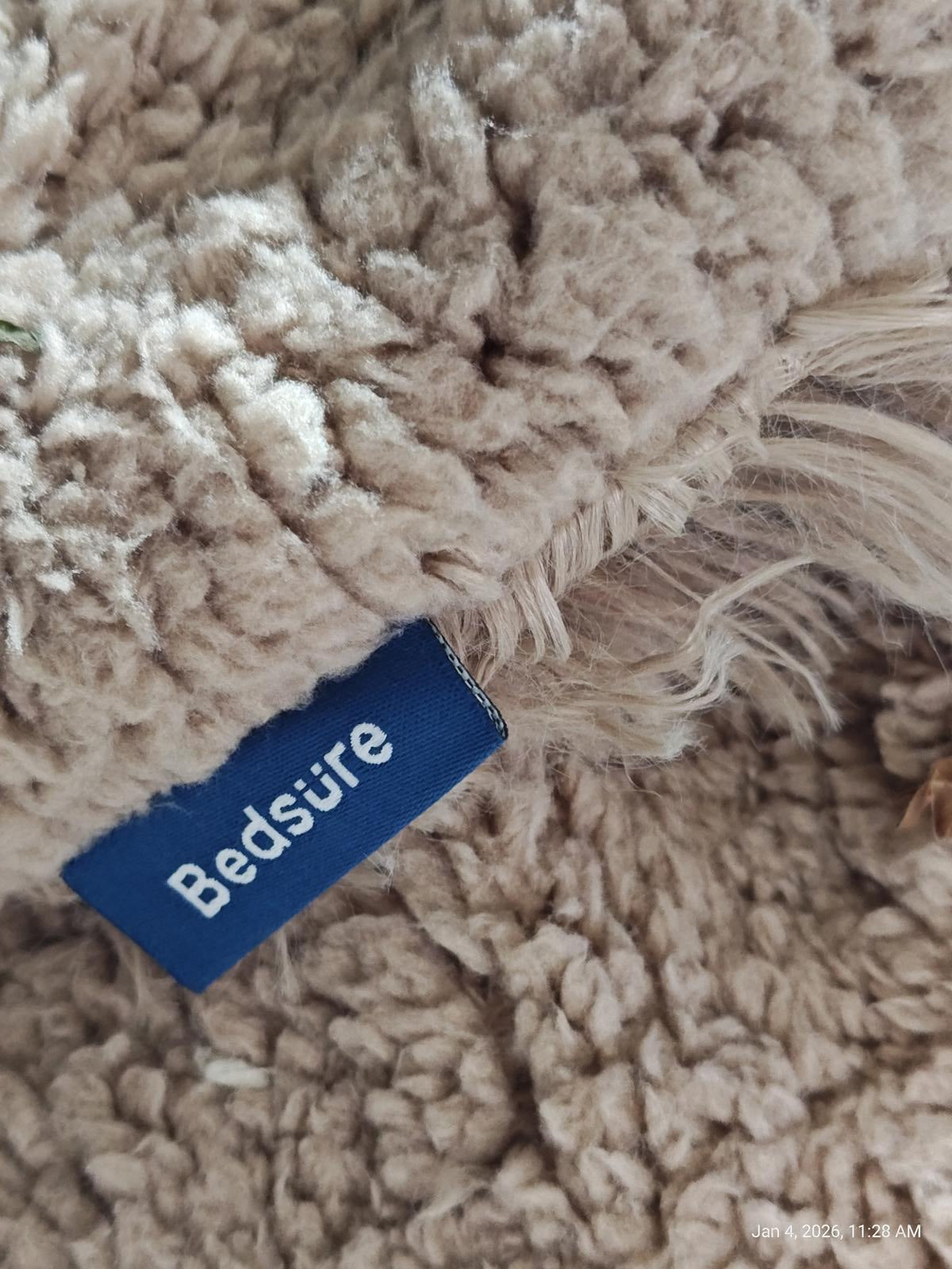 Bedsure plush throw blanket with soft texture and cozy design.