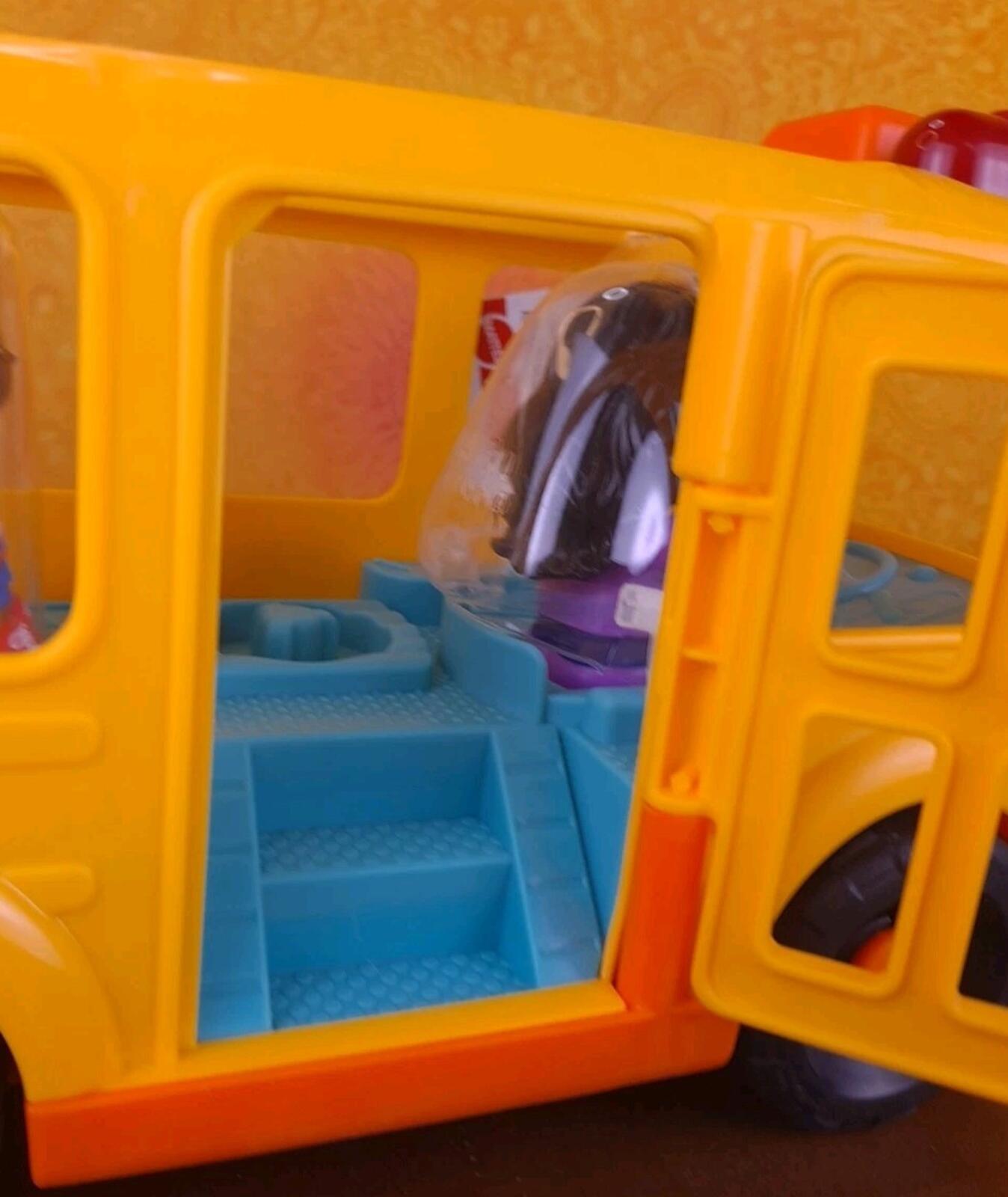 Fisher Price Little People School Bus Brand ABC With Two Figures New