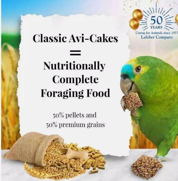 Classic Avi-Cakes provide nutritionally complete foraging food with 50% pellets and 50% premium grains.