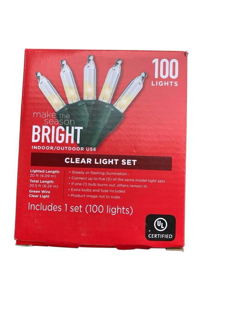 Clear light set with 100 lights for indoor and outdoor use, featuring bright illumination.