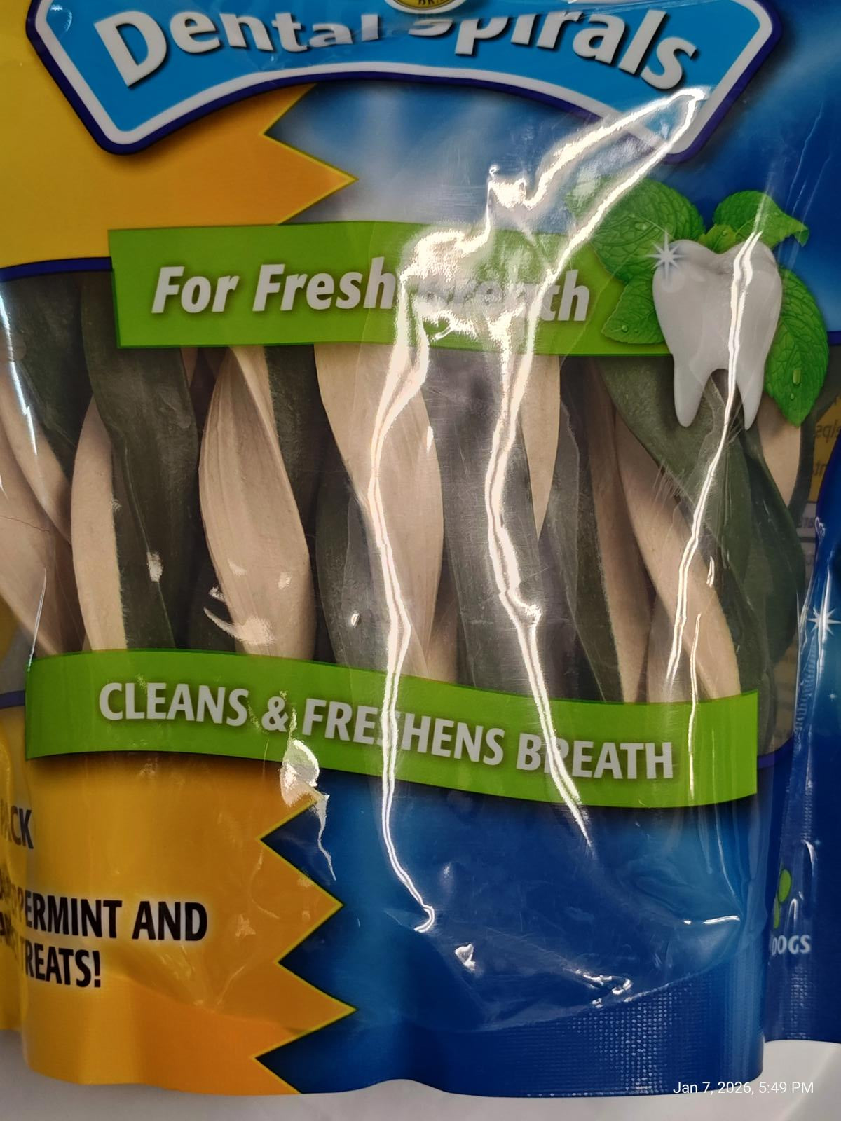 Dental Spirals for fresh breath, featuring mint and green colors in a resealable package.