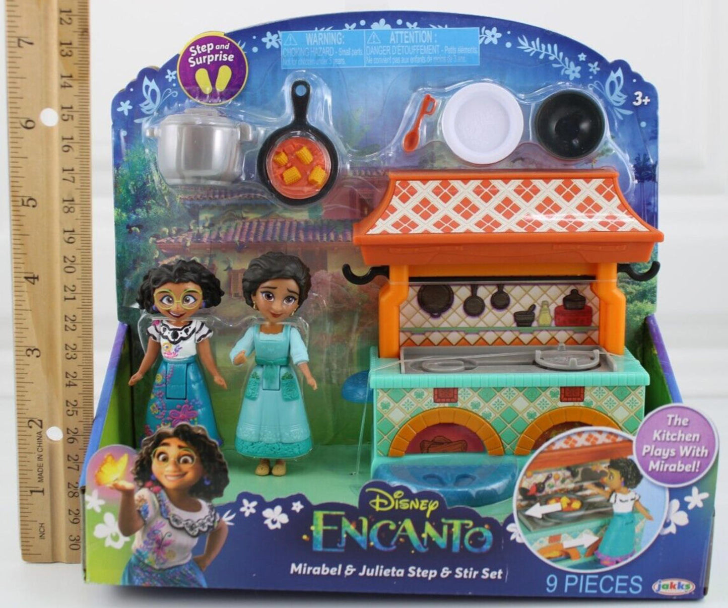 DISNEY ENCANTO MIRABEL & JULIETA STEP & STIR SET 9 PIECES PLAYSET & FIGURES 2022