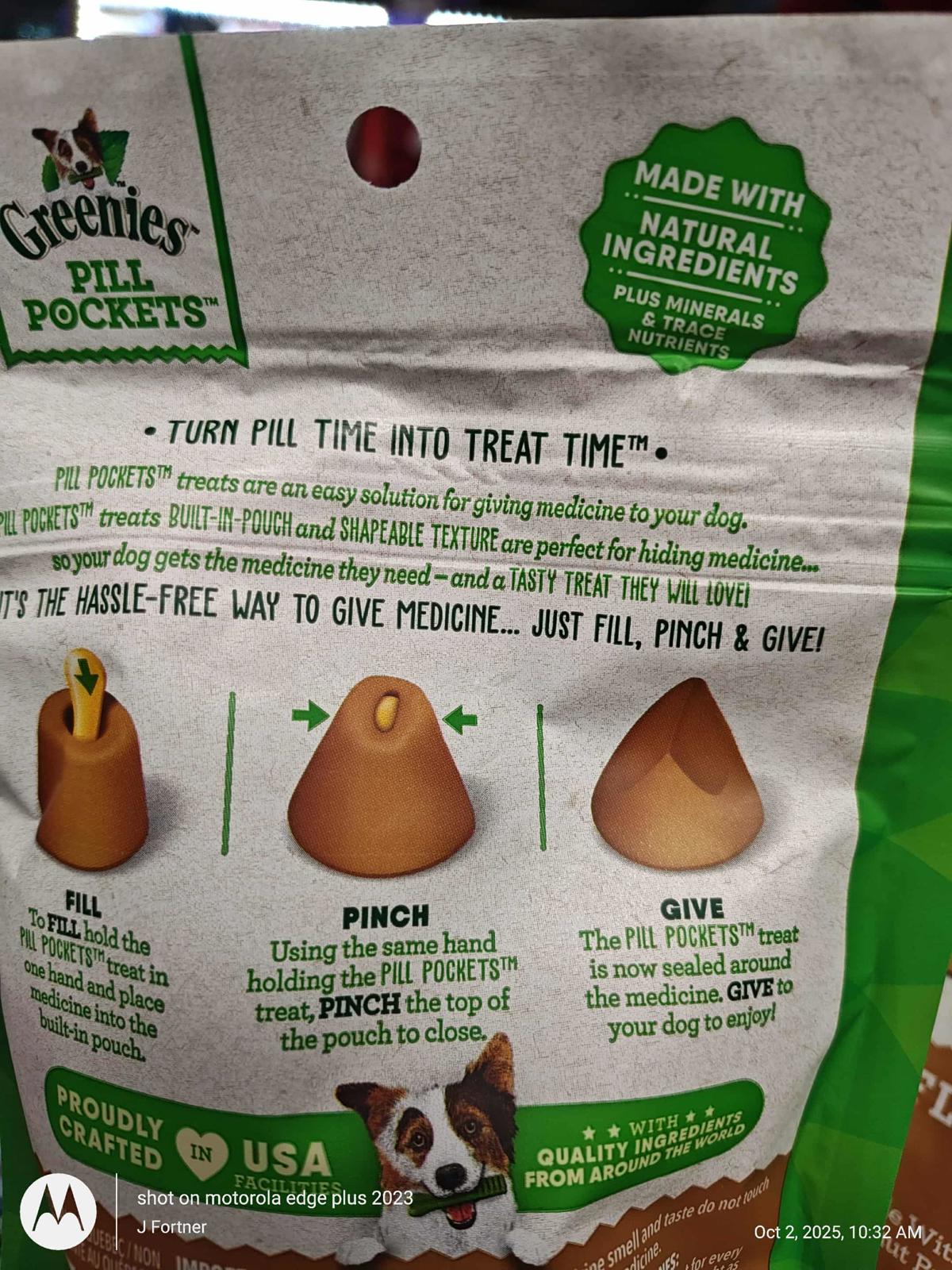 Greenies Pill Pockets for dogs, made with natural ingredients, easy to use for giving medication.
