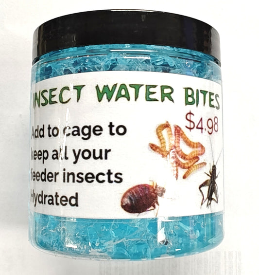 Insect Water Bites for keeping feeder insects hydrated, featuring a blue gel in a clear container.