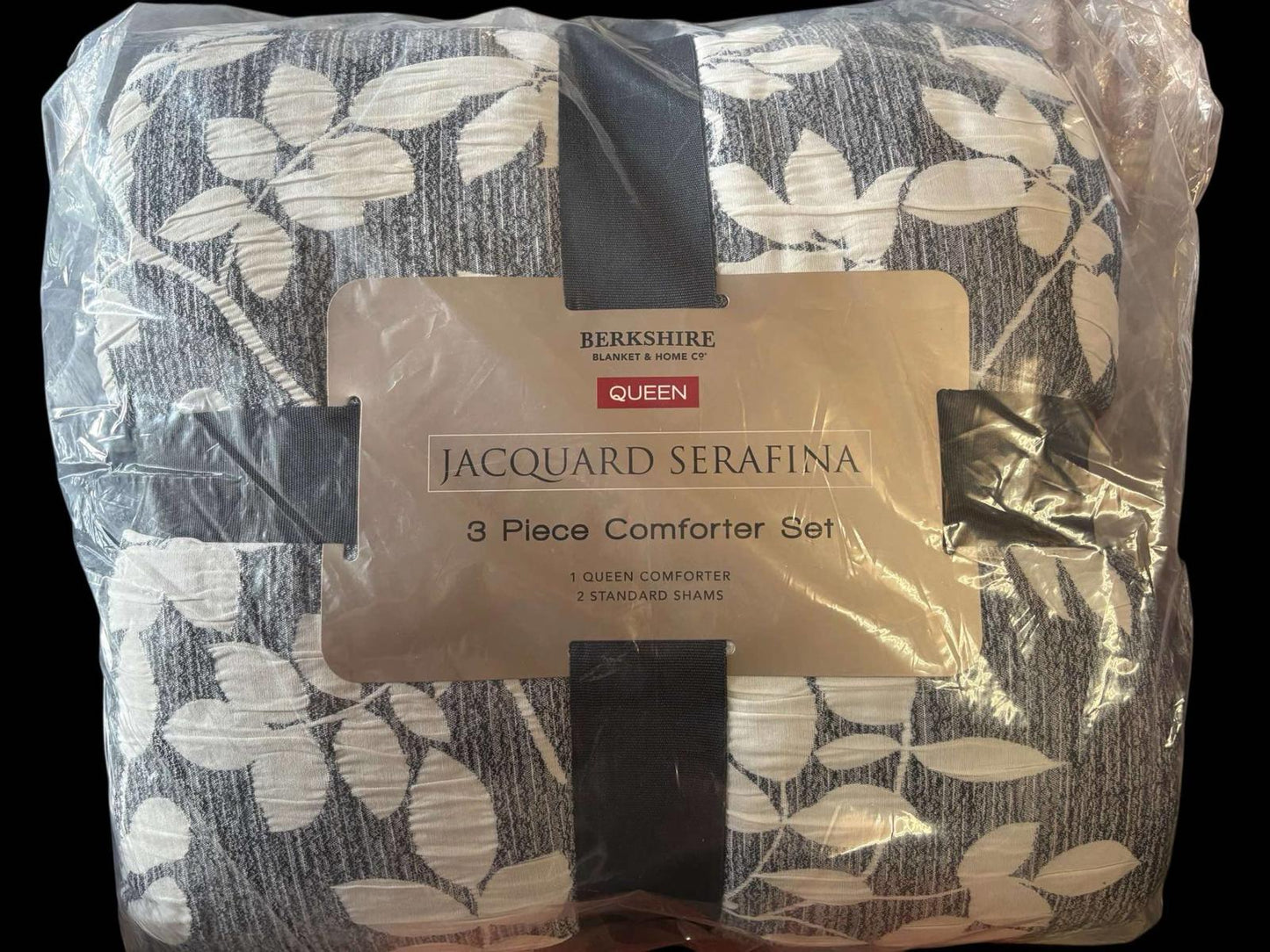 Jacquard Serafina queen 3-piece comforter set featuring a floral design in gray and white.