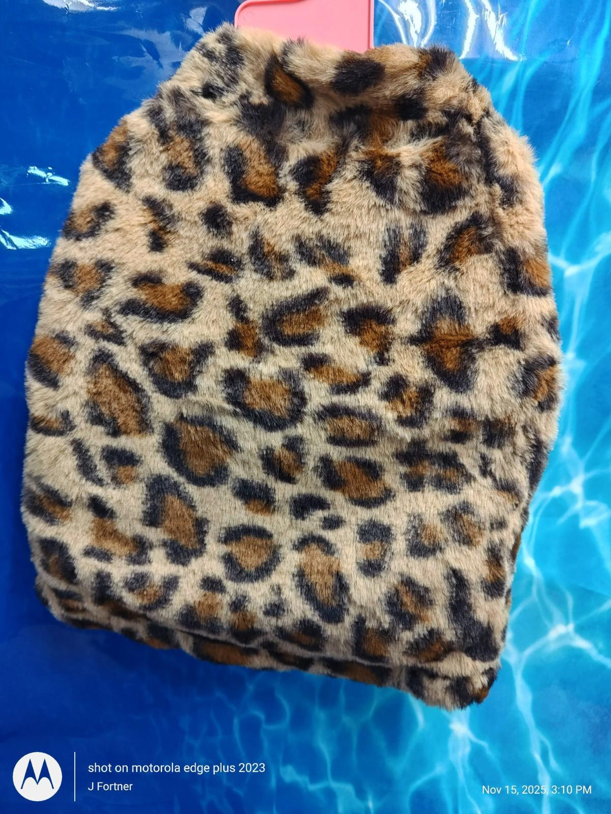 Leopard Print Phone Case for Motorola Edge Plus 2023 featuring a soft, furry texture.