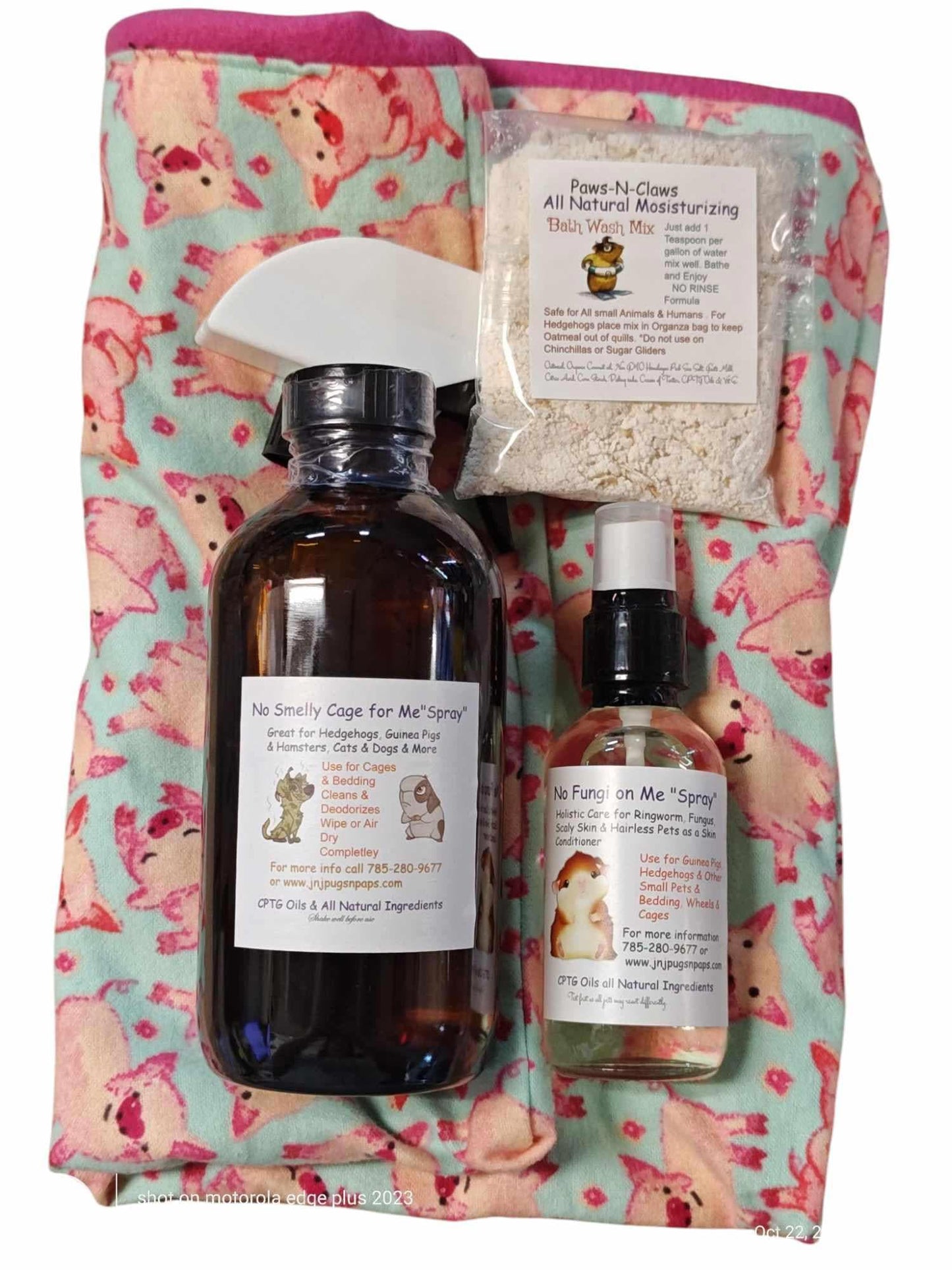 No Smelly Cage for My Tiger pet odor eliminator kit with spray bottle and natural powder.