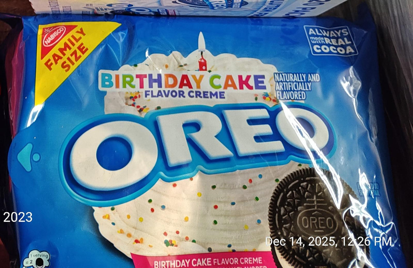 Oreo Birthday Cake flavor creme cookies with colorful sprinkles on packaging.