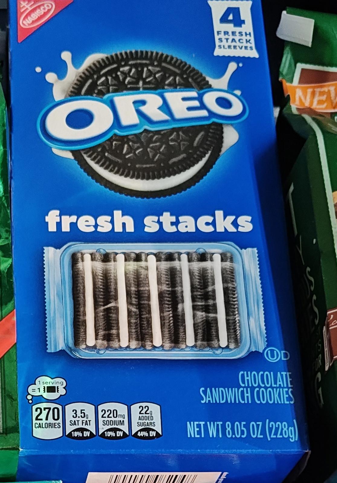 OREO fresh stacks featuring chocolate sandwich cookies in a blue packaging.