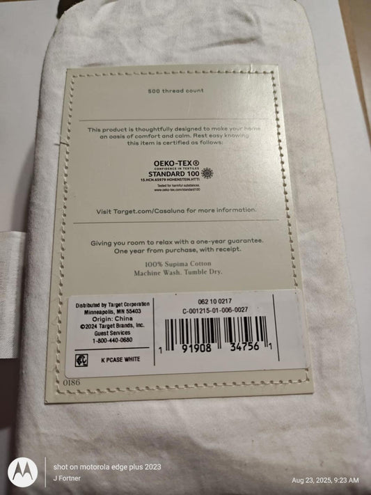 Organic Cotton Bath Towel with Oeko-Tex certification, soft and absorbent.