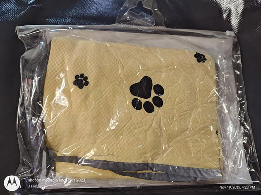 Pet Paw Print Disposable Tableware Set features a heart and paw designs in black on a beige background.