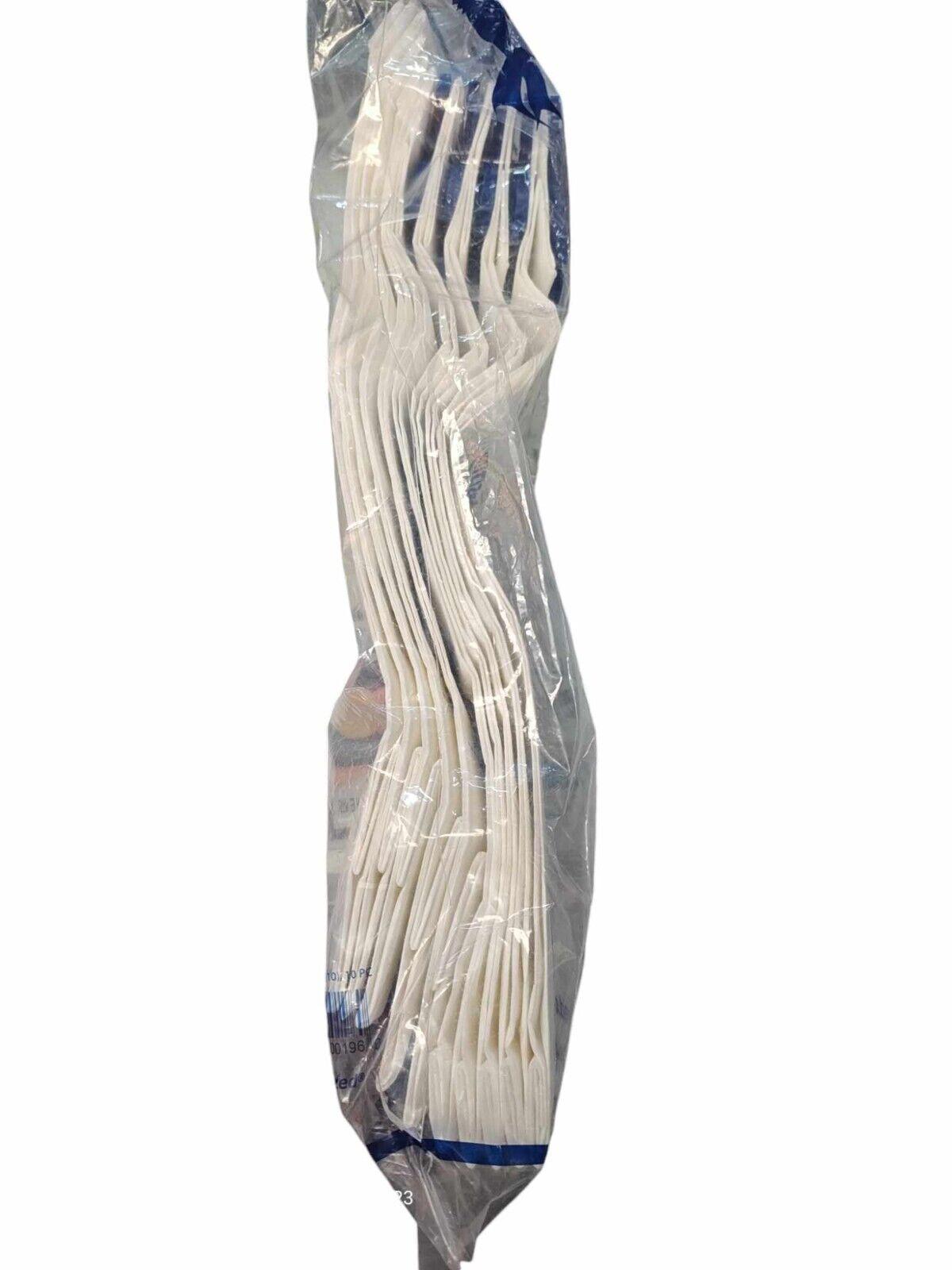 Plastic Forks Set of 50 in clear packaging, ideal for parties and picnics.