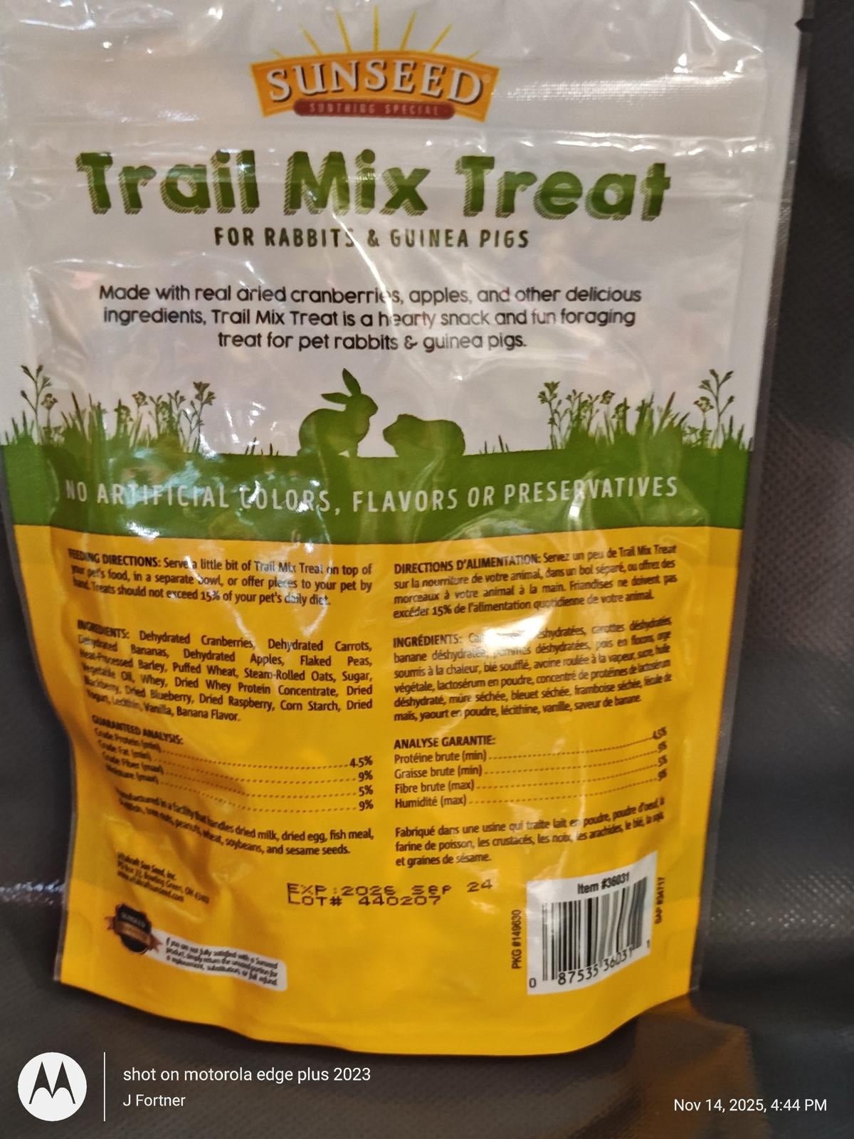 Sunseed Trail Mix Treat for rabbits and guinea pigs, featuring real fruits and vegetables.