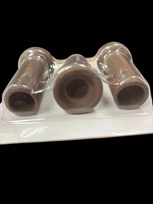 Product name not provided. Three brown rubber grommets in a clear packaging.
