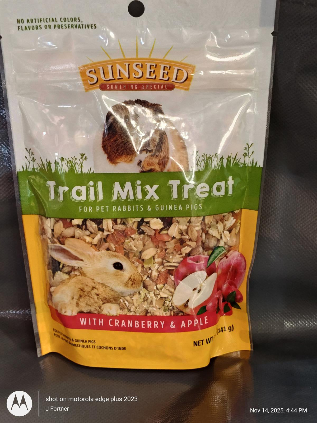 Sunseed Trail Mix Treat for pet rabbits and guinea pigs, featuring cranberry and apple ingredients.