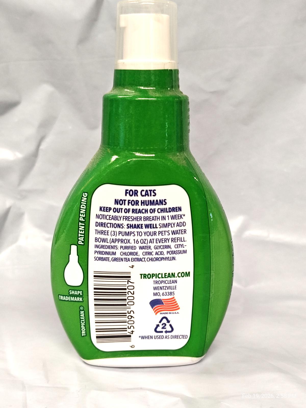 TropiClean Cat Shampoo bottle with green design and pump dispenser.
